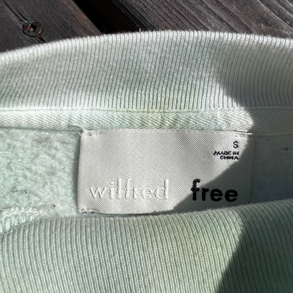 Aritzia Green Tie-Dye Sweatshirt - Picture 6 of 9